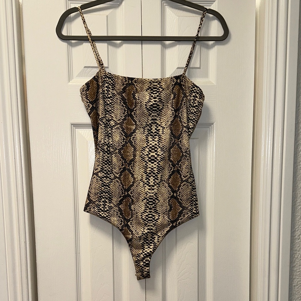 Stylish Snake Print bodysuit